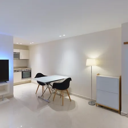 Apartment Cannes: Superbe De Type T2 Pour 4 Pers *