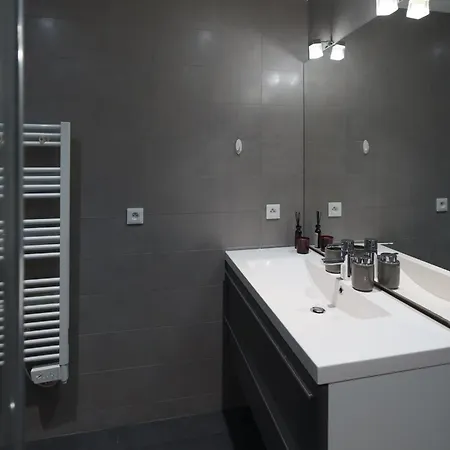 Apartment Cannes: Superbe De Type T2 Pour 4 Pers Cannes