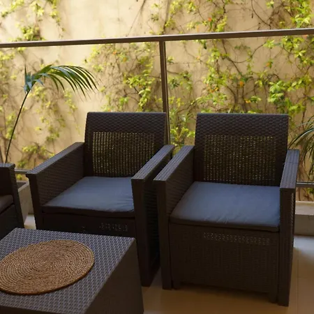 Cannes: Superbe De Type T2 Pour 4 Pers